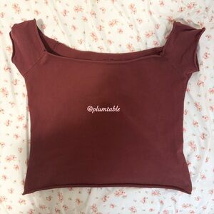 Brandy Melville Mauve Short Sleeve Tee